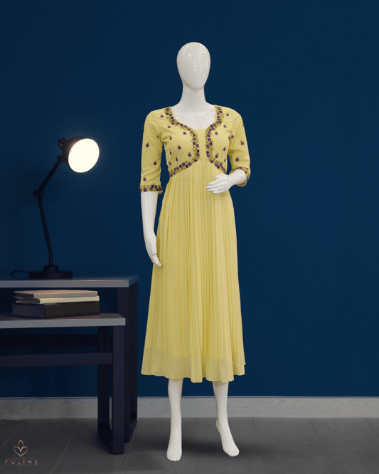 Elegant Violet A-Line Top with Golden Accents - Product Code 10310