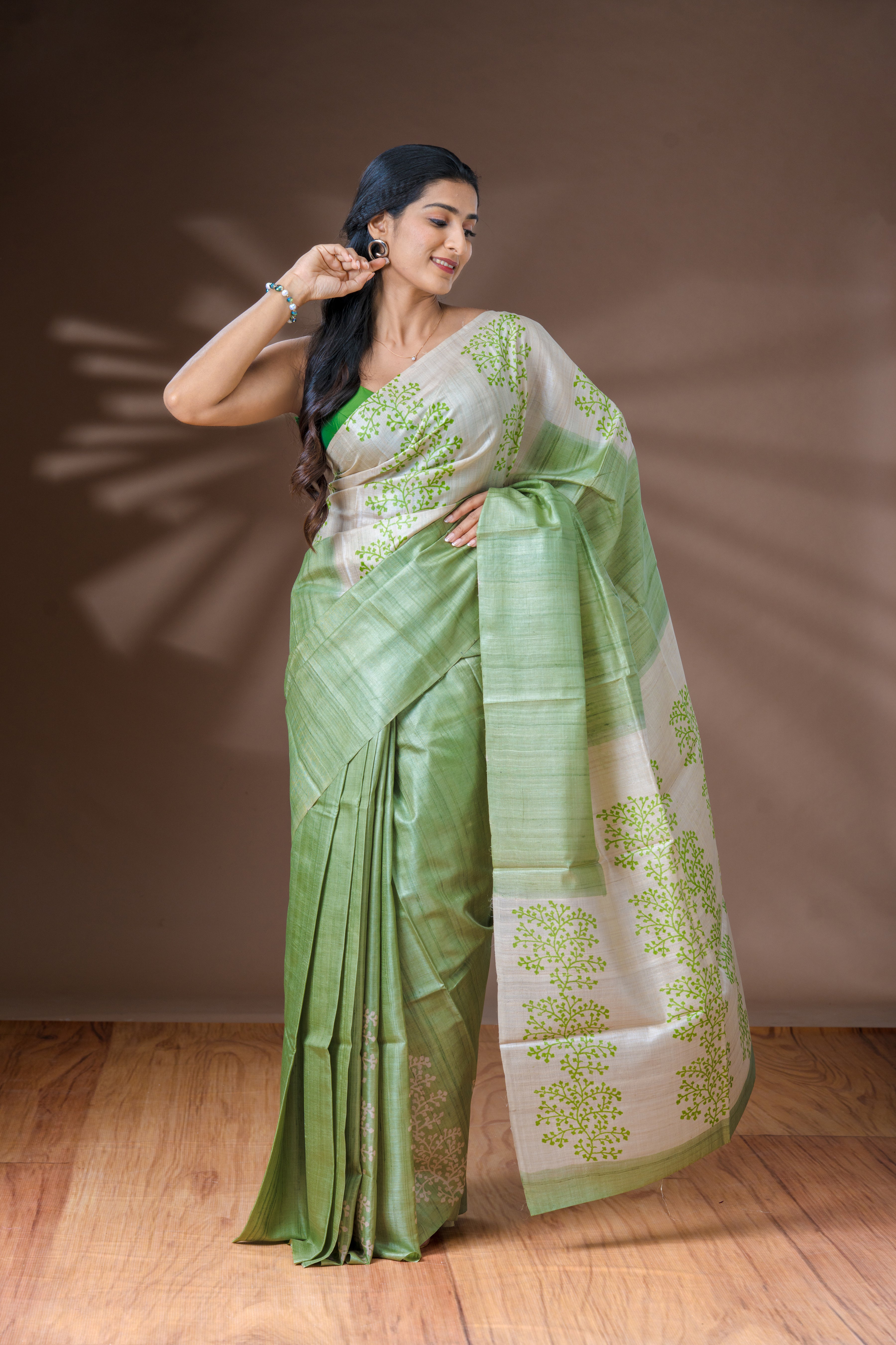 Light Granite Green Tussar Silk Saree
